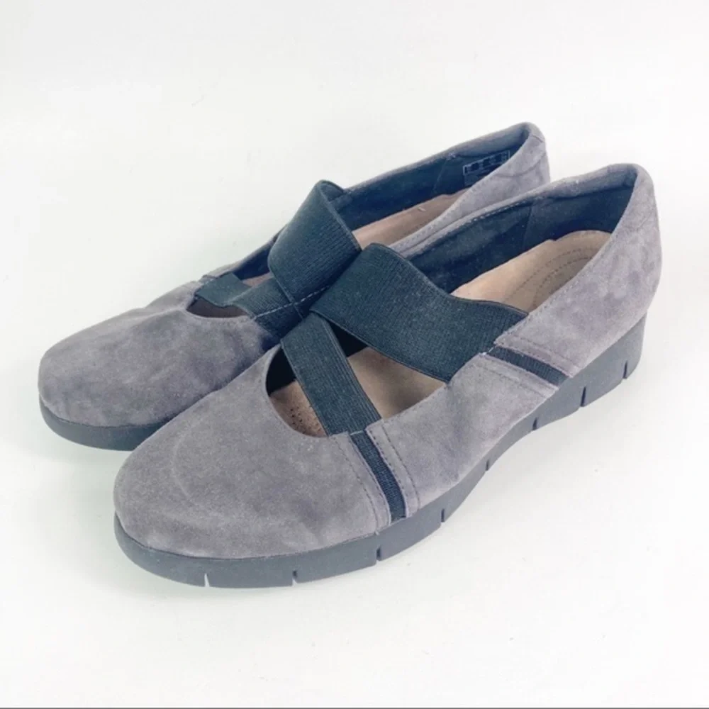 Clarks Women's Daelyn Villa Flat Suede Mary Jane Shoes Size 10